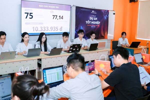 Mùa tốt nghiệp FPT Polytechnic luôn khác biệt, sinh viên không chỉ nộp báo cáo, các bạn nộp kết quả kinh doanh thật, với doanh thu tiềm năng thật. (Ảnh: FPT Polytechnic)