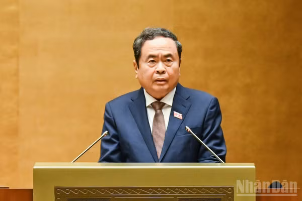 Chủ tịch Quốc hội Trần Thanh Mẫn phát biểu bế mạc Kỳ họp không thường lệ thứ nhất, Quốc hội khóa XVI. (Ảnh: Duy Linh) 
