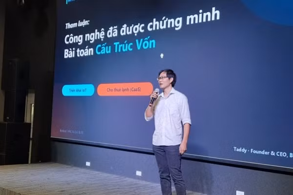 Đại diện doanh nghiệp phát biểu tại Hội thảo “HFIC và Quỹ bảo lãnh tín dụng - Cánh cửa vốn cho startup, doanh nghiệp nhỏ và vừa”. (Ảnh: CAO TÂN)