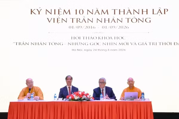 Các đại biểu điều hành hội thảo. (Ảnh: Ban Tổ chức cung cấp)