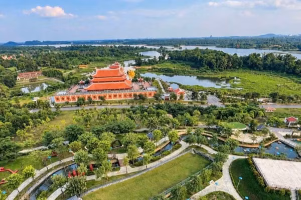 Toàn cảnh Khu Nghi lễ thờ Tổ tại Làng Văn hóa-Du lịch các dân tộc Việt Nam. (Ảnh: Ban tổ chức cung cấp)