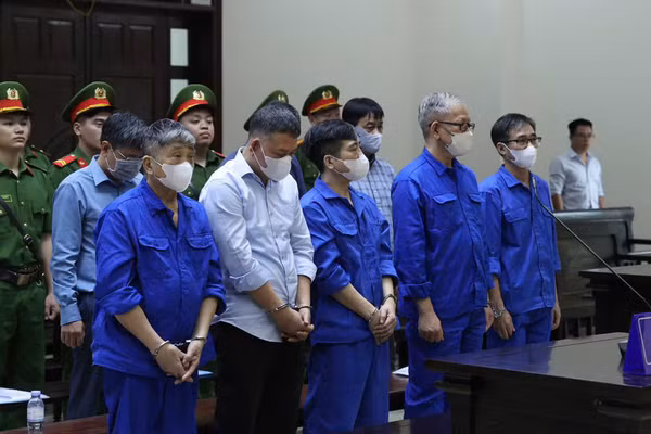 Các bị cáo tại tòa. (Ảnh: VP)