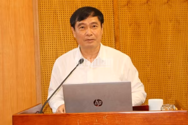 Đồng chí Phan Xuân Thủy phát biểu tại hội nghị (Ảnh: Đông Hà)