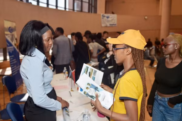 Hội chợ việc làm được tổ chức tại Đại học Botswana, thủ đô Gaborone, Cộng hòa Botswana, ngày 9/8/2024. (Ảnh: Tân Hoa xã)