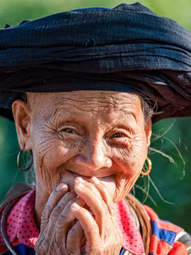 Pà Thẻn