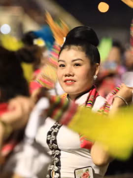 Thái