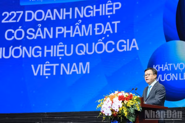 Thương hiệu quốc gia: Đổi mới sáng tạo trở thành yêu cầu trọng tâm. (Ảnh: MINH DUY)