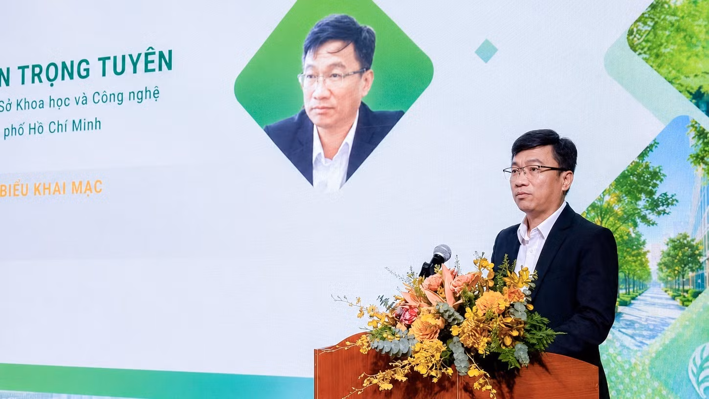 ong-tran-trong-tuyen.jpg