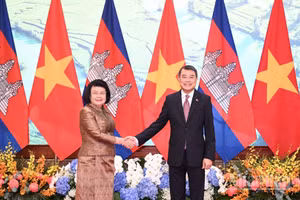 Thủ tướng Lê Minh Hưng và Chủ tịch Quốc hội Campuchia Samdech Khuon Sudary.