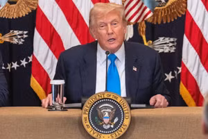 Tổng thống Mỹ Donald Trump phát biểu tại Nhà Trắng ở Washington, D.C. (Ảnh: THX/TTXVN)