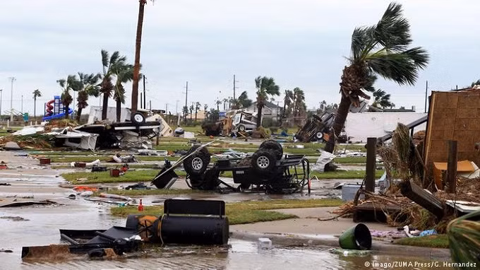 Lũ lụt nghiêm trọng tại Mỹ sau bão Harvey ảnh 5 Lũ lụt nghiêm trọng tại Mỹ sau bão Harvey ảnh 5