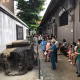 Di sản lịch sử, văn hóa tại Nhà tù Hỏa Lò (Hà Nội) được khai thác hiệu quả vào hoạt động tham quan, du lịch.