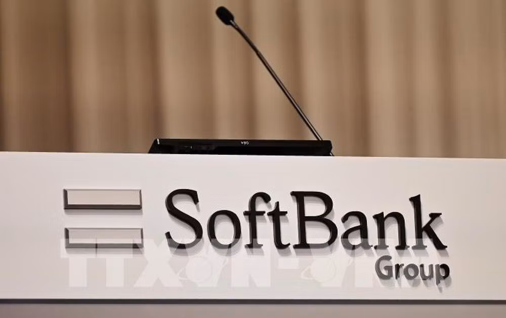 Biểu tượng SoftBank tại thủ đô Tokyo của Nhật Bản. (Ảnh: TTXVN)