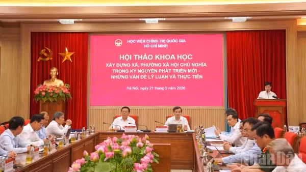 Thí điểm xây dựng mô hình “xã, phường xã hội chủ nghĩa” là bước đi nhằm tiếp tục cụ thể hóa mục tiêu xây dựng chủ nghĩa xã hội ở Việt Nam từ cơ sở. (Trong ảnh hội thảo khoa học chủ đề: “Xây dựng xã, phường xã hội chủ nghĩa trong kỷ nguyên phát triển mới – Những vấn đề lý luận và thực tiễn”)