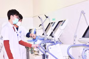 Trang thiết bị phục vụ điều trị bệnh ở Bệnh viện Hưng Hà, tỉnh Hưng Yên.
