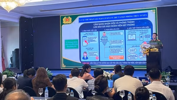 Quang cảnh buổi tập huấn. (Ảnh: Sở Du lịch cung cấp)