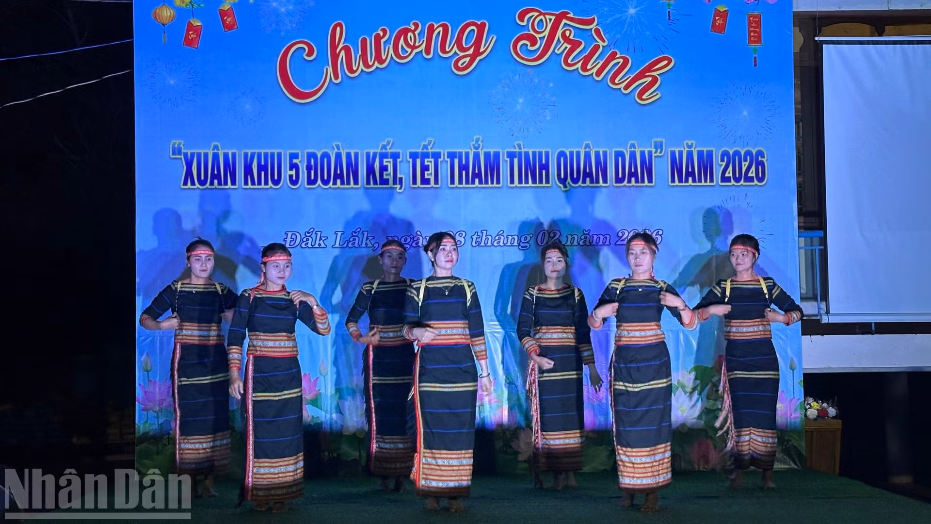 ndo_bl_img-0373-4651.jpg