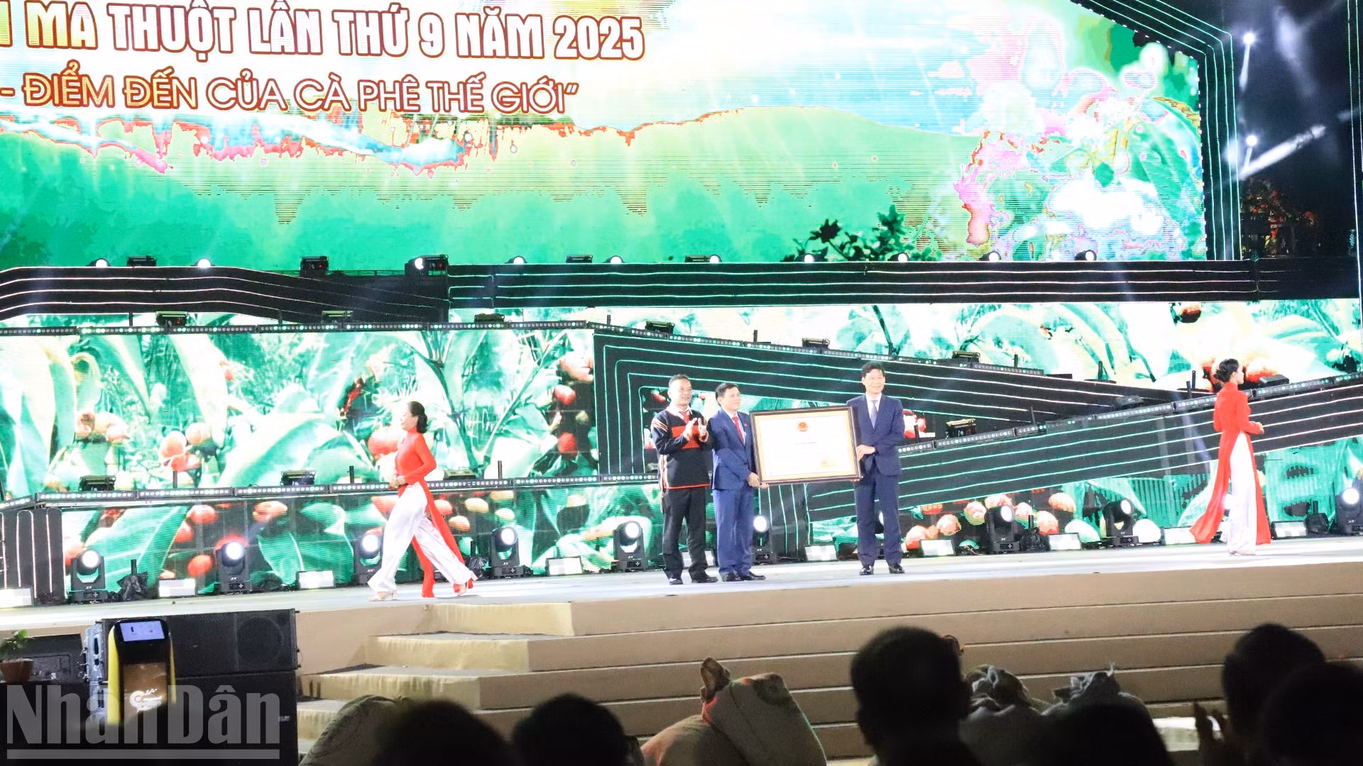 ndo_bl_img-5980-8540.jpg