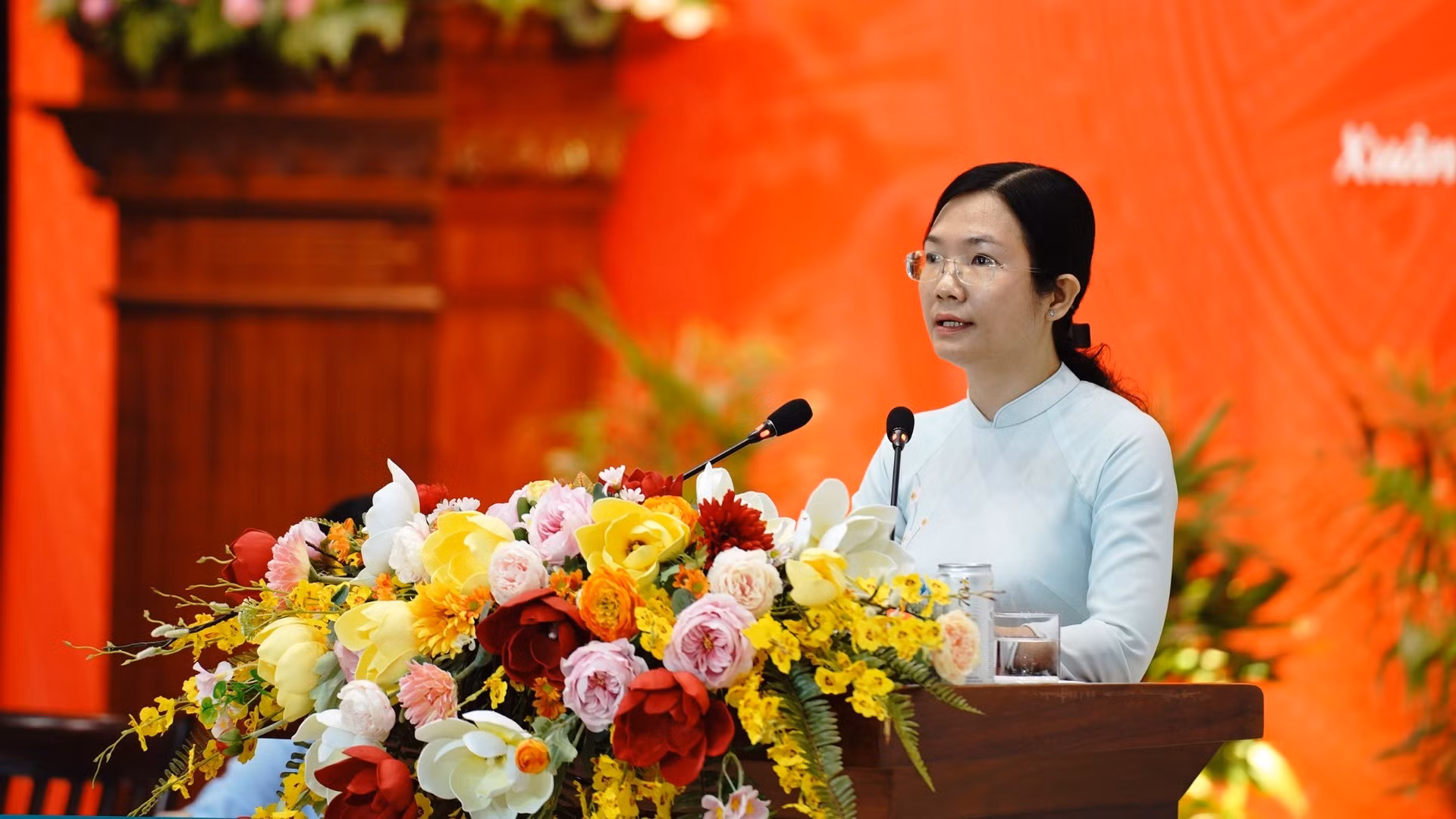ba-vuong-thanh-lieu-ung-cu-936-7878.jpg