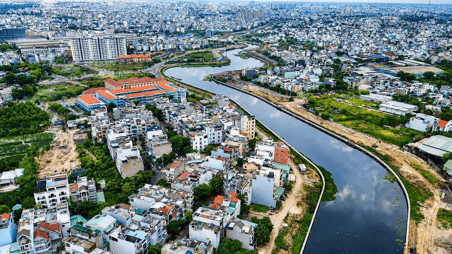 nha-kenh-rach-7918.png