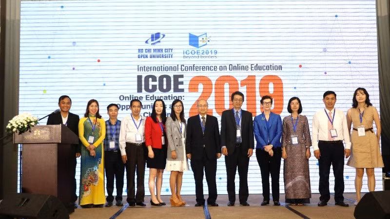 Hội thảo khoa học quốc tế về Công nghệ giáo dục và Đào tạo trực tuyến lần 1.