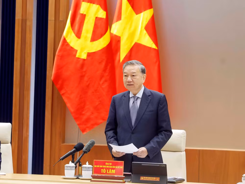 vna-potal-tong-bi-thu-lam-viec-voi-ban-chap-hanh-dang-bo-thanh-pho-hai-phong-8644442.jpg