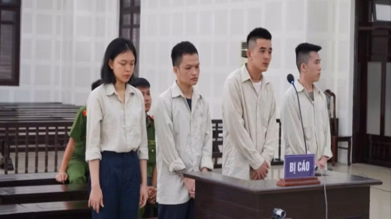 Các bị cáo tại phiên tòa. (Ảnh: ANH ĐÀO)
