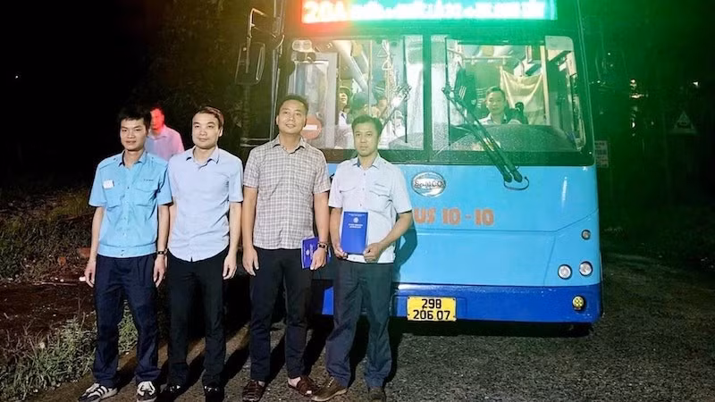 Tuyến buýt đến xã đảo Minh Châu đã chính thức được vận hành từ ngày 1/10/2025.