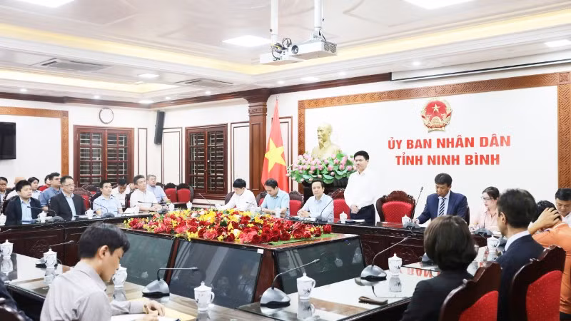 Các đại biểu dự hội nghị