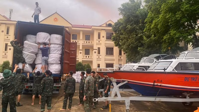 Cục Dự trữ Nhà nước hỗ trợ các tỉnh phòng chống, khắc phục hậu quả thiên tai.