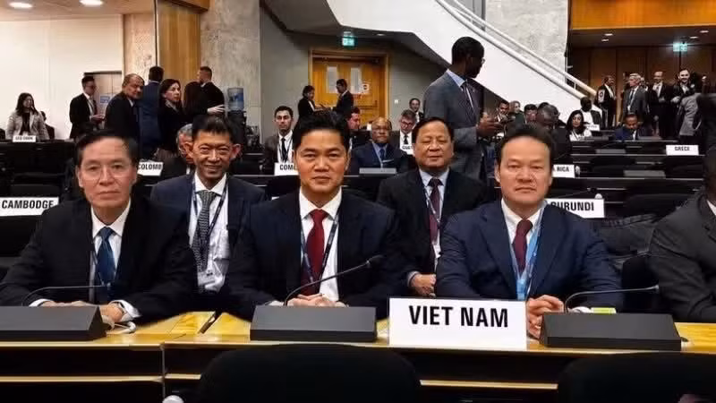 Đoàn Việt Nam tham dự Đại hội đồng Y tế thế giới lần thứ 79. (Ảnh: TTXVN)