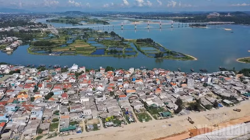 Sau khi sắp xếp, Quảng Ngãi còn 1.161 thôn, tổ dân phố, giảm 549 thôn, tổ dân phố. (Ảnh: HIỂN CỪ)