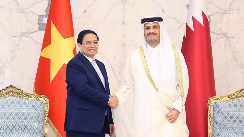 Thủ tướng Phạm Minh Chính hội đàm với Thủ tướng Nhà nước Qatar Sheikh Mohammed bin Abdulrahman bin Jasim Al-Thani tháng 11/2024. (Ảnh/TTXVN)