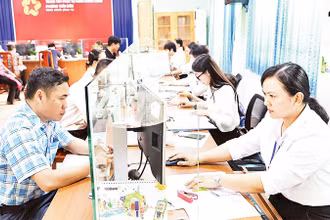 Giải quyết thủ tục hành chính tại Trung tâm phục vụ hành chính công phường Trấn Biên, tỉnh Đồng Nai.