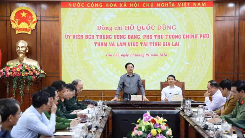 pho-thu-tuong-ho-quoc-dung-lam-viec-voi-ubnd-tinh-gia-lai-anh-vgpgia-huy-3483.jpg