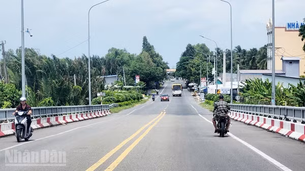 Hội đồng nhân dân tỉnh An Giang tán thành chủ trương thành lập phường An Biên. (Ảnh: QUỐC TRINH)