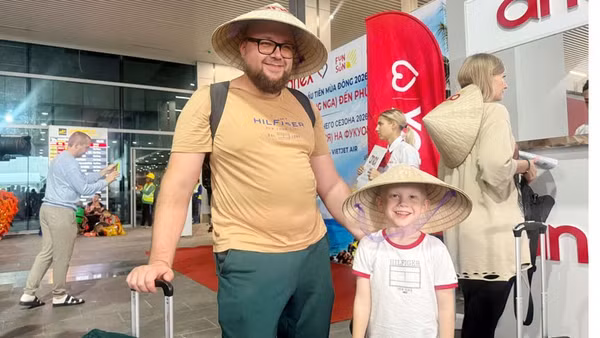 Du khách Nga đến Phú Quốc. (Ảnh: CTV)