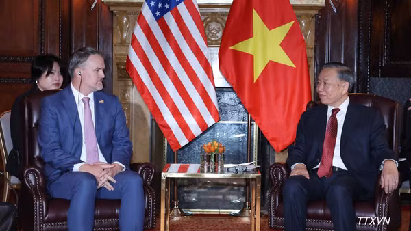 Tổng Bí thư, Chủ tịch nước Tô Lâm tiếp Đại sứ Jamieson Greer, Đại diện Thương mại Hoa Kỳ (USTR). (Ảnh: TTXVN)