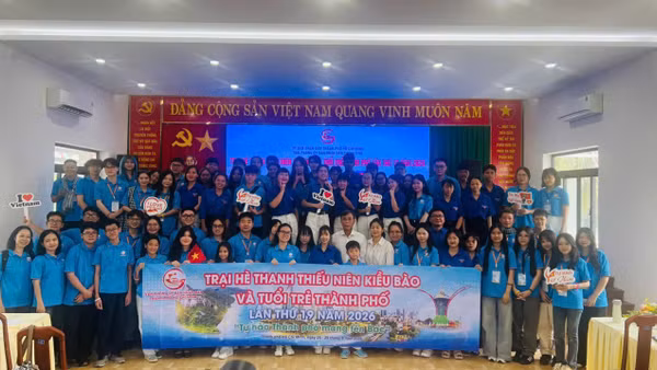 50 đại biểu thanh thiếu niên kiều bào từ 17 quốc gia và vùng lãnh thổ trên toàn thế giới đã tham dự Trại hè thanh thiếu niên kiều bào năm 2026. Ảnh: BTC