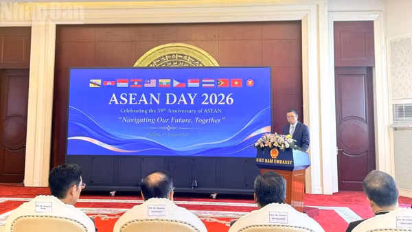 Đại sứ Phạm Thanh Bình phát biểu tại sự kiện. (Ảnh: HỮU HƯNG)