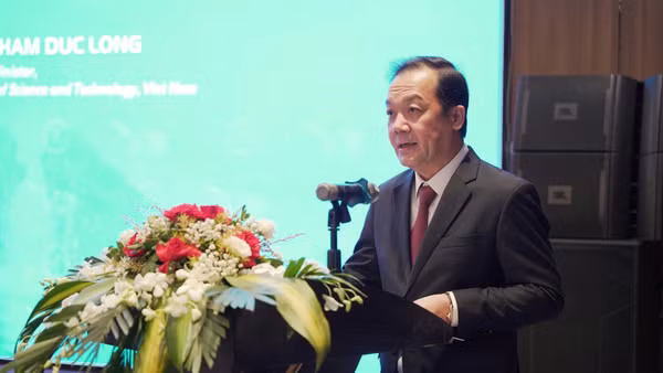 Thứ trưởng Khoa học và Công nghệ Phạm Đức Long phát biểu tại Hội nghị ASEAN về 5G lần thứ 7. (Ảnh: Bộ Khoa học và Công nghệ)