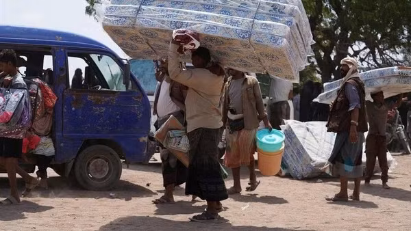 Người dân Yemen phải di tản do các cuộc tấn công của Houthi. (Ảnh: ANADOLU)