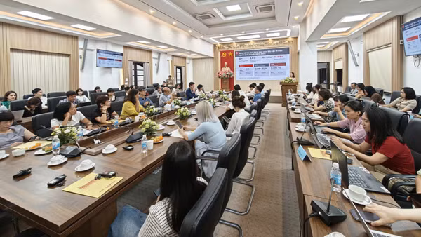 Hoàn thiện hành lang pháp lý để phòng chống tác hại của “thuốc lá mới”.