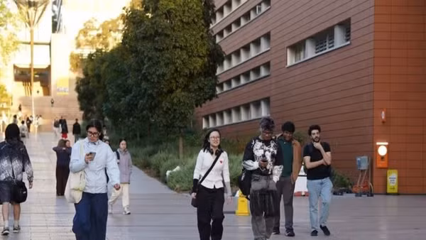 Sinh viên Đại học New South Wales ở thành phố Sydney. (Ảnh: Lê Đạt/TTXVN)