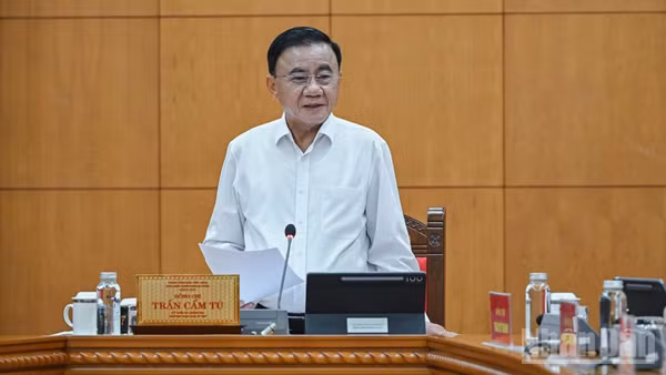 Thường trực Ban Bí thư Trần Cẩm Tú phát biểu kết luận cuộc làm việc. (Ảnh: DUY LINH)