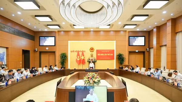 Quang cảnh Hội nghị lần thứ sáu Ban Chấp hành Đảng bộ Quốc hội nhiệm kỳ 2025-2030. (Ảnh: DUY LINH)