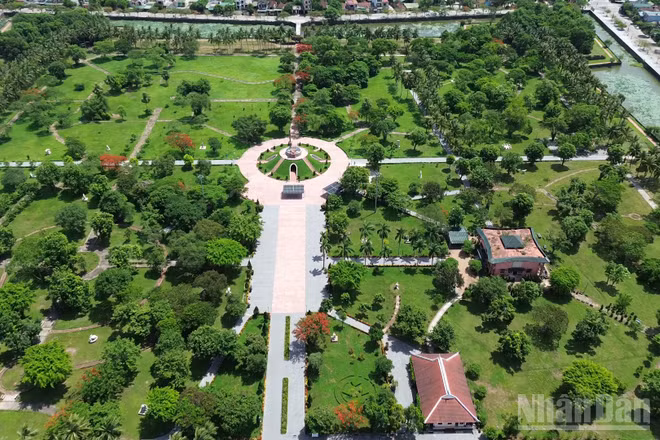 Thành cổ Quảng Trị nhìn từ trên cao.