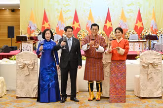 Chủ tịch nước Lương Cường chủ trì chiêu đãi cấp nhà nước Quốc vương Bhutan (ảnh Thủy Nguyên)