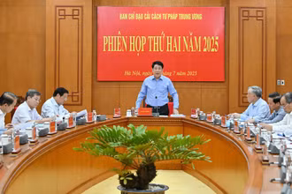 Chủ tịch nước Lương Cường chủ trì họp Ban chỉ đạo Cải cách tư pháp Trung ương. (Ảnh: THỦY NGUYÊN)