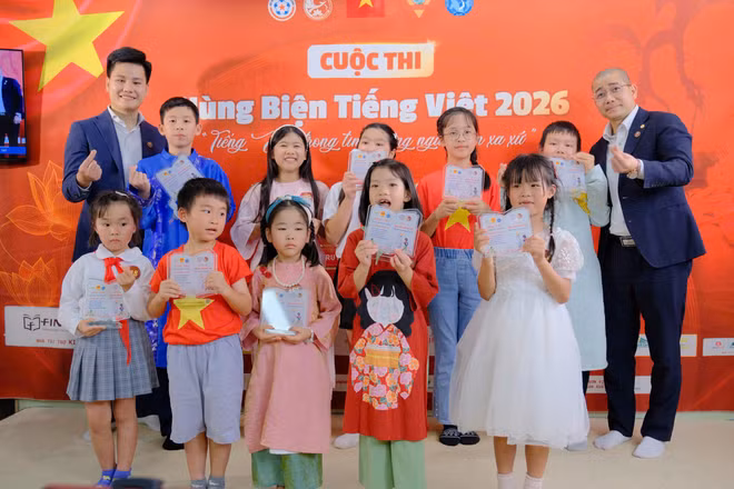 Các gương mặt xuất sắc nhất tranh tài tại vòng chung kết Cuộc thi Hùng biện tiếng Việt 2026 - “Tiếng Việt trong tim những người con xa xứ”.